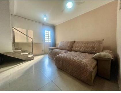 Casa Para Vender com 03 quartos 01 suíte no bairro Alvorada/Centro em Contagem