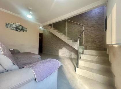 Casa Para Vender com 03 quartos 01 suíte no bairro Alvorada/Centro em Contagem