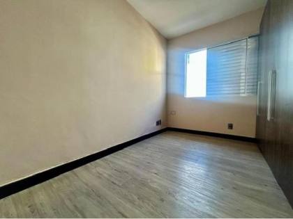 Casa Para Vender com 03 quartos 01 suíte no bairro Alvorada/Centro em Contagem