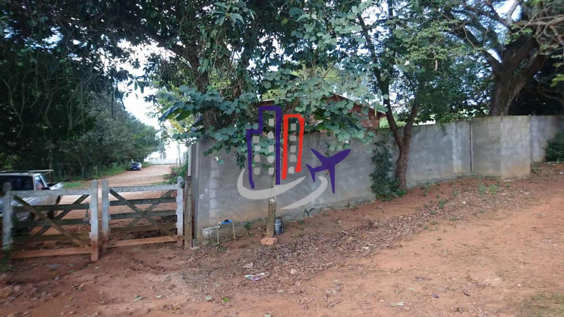 Sítio Para Vender no bairro Vale dos Araçás em Mateus Leme