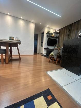 Apartamento Com Sacada 02 quartos 01 suíte no bairro Jardim Riacho das Pedras em Contagem