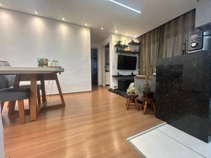 Apartamento Com Sacada 02 quartos 01 suíte no bairro Jardim Riacho das Pedras em Contagem
