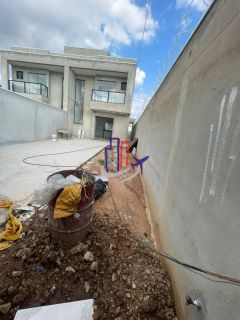 Casa Para Vender com 03 quartos 01 suíte no bairro Tiradentes em Betim