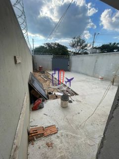 Casa Para Vender com 03 quartos 01 suíte no bairro Tiradentes em Betim