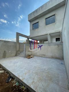 Casa Para Vender com 03 quartos 01 suíte no bairro Tiradentes em Betim