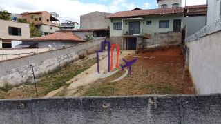 Lote / Terreno de Bairro Para Vender no bairro Coqueiros em Belo Horizonte