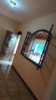 Casa Para Vender com 03 quartos no bairro São Cristóvão  em Betim