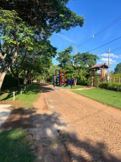 Casa de Condomínio com 03 quartos 01 suíte no bairro Condomínio Vale da Serra em Igarapé