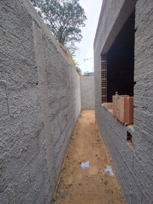 Casa Para Vender com 03 quartos 01 suítes no bairro Tropical em Contagem