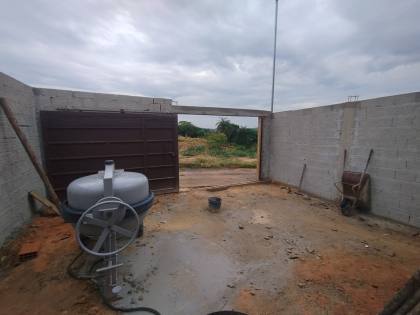 Casa Para Vender com 03 quartos 01 suítes no bairro Tropical em Contagem