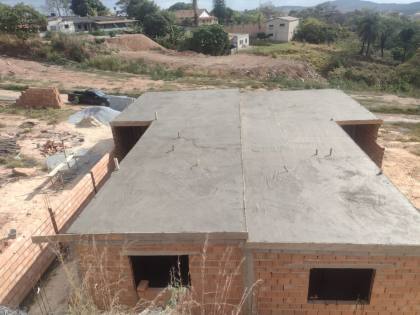 Casa Para Vender com 03 quartos 01 suítes no bairro Tropical em Contagem