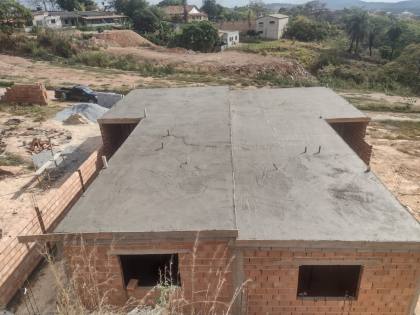 Casa Para Vender com 03 quartos 01 suítes no bairro Tropical em Contagem