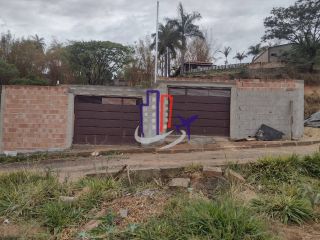 Casa Para Vender com 03 quartos 01 suítes no bairro Tropical em Contagem