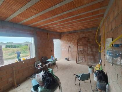 Casa Para Vender com 03 quartos 01 suítes no bairro Tropical em Contagem