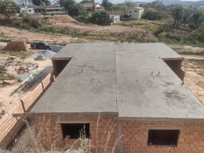 Casa Para Vender com 03 quartos 01 suítes no bairro Tropical em Contagem