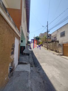 Casa Para Vender com 01 quarto no bairro Chácara Contagem em Contagem