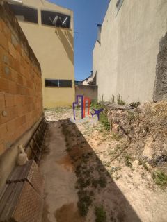 Casa Para Vender com 01 quarto no bairro Chácara Contagem em Contagem