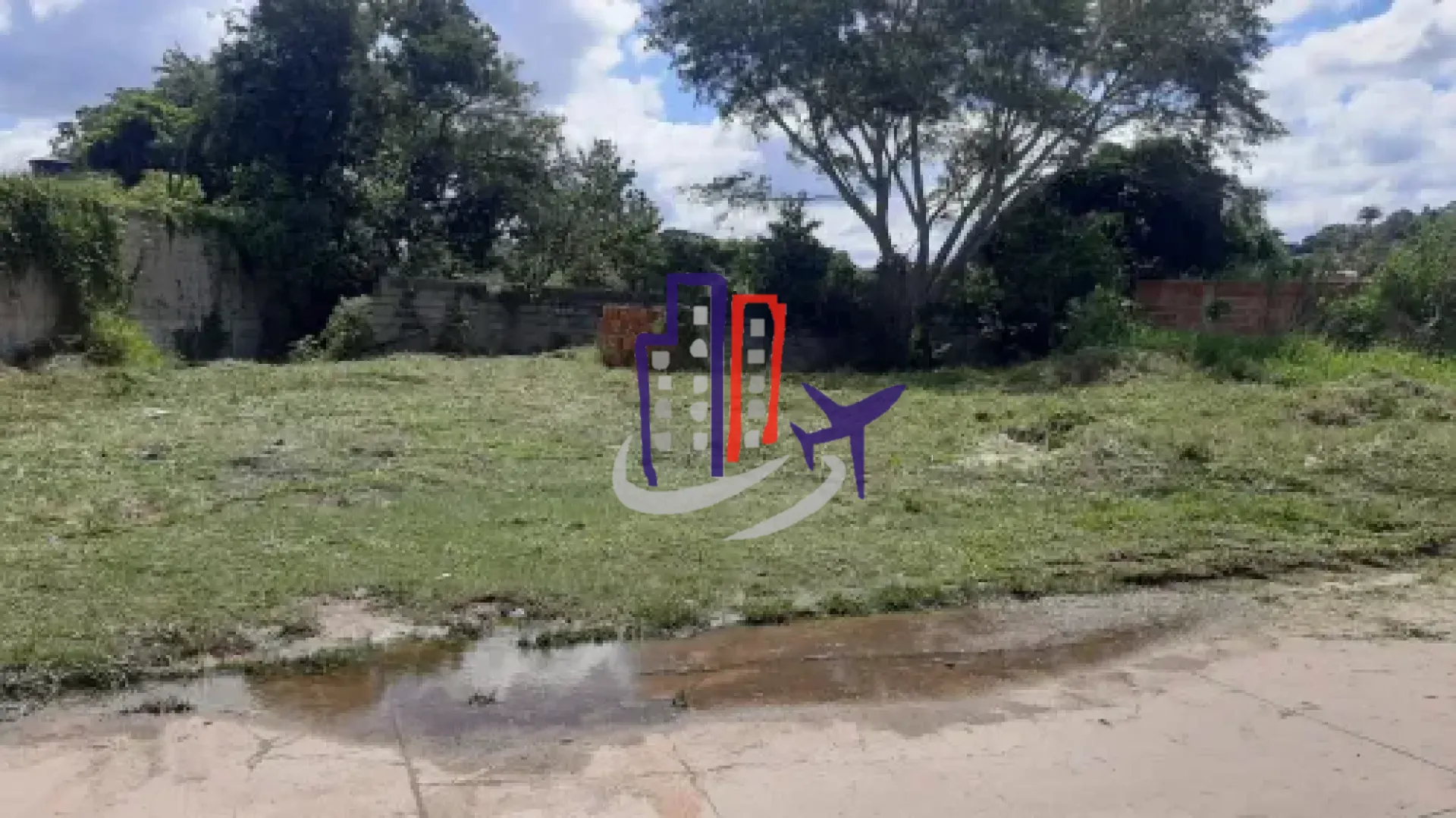 Lote / Terreno de Bairro Para Vender no bairro Tropical em Contagem