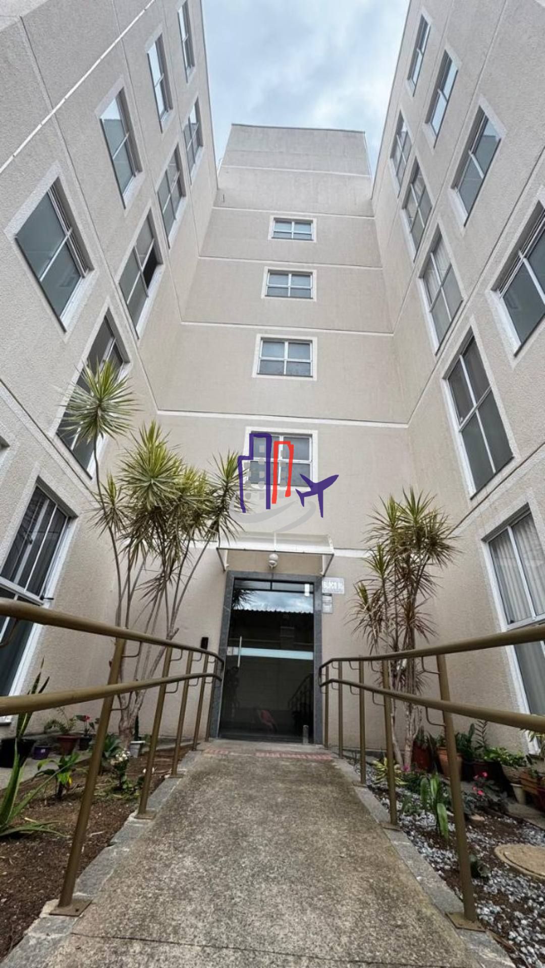 Apartamento Para Vender com 02 quartos no bairro Granjas Pousada Del Rey em Santa Luzia