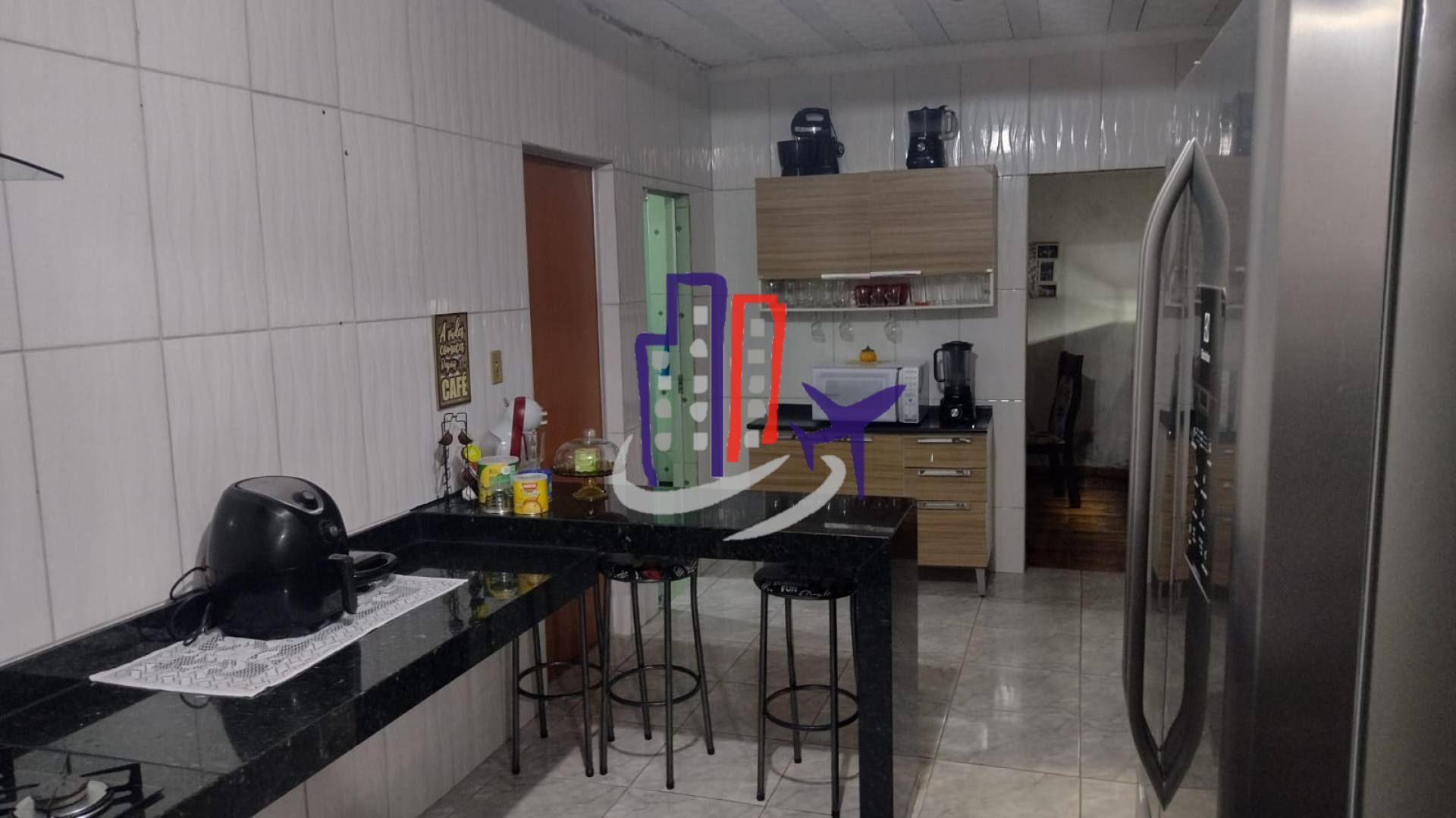 Casa Para Vender com 4 quartos no bairro Los Angeles em Ibirité