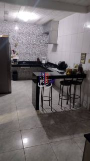 Casa Para Vender com 4 quartos no bairro Los Angeles em Ibirité