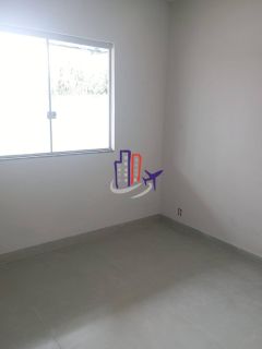 Casa Para Vender com 02 quartos no bairro Planalto em Mateus Leme