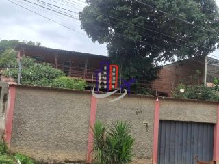 Casa Para Vender com 03 quartos no bairro Tupã em Contagem