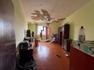 Casa Para Vender com 04 quartos 02 suítes no bairro Jardim Vera Cruz em Contagem