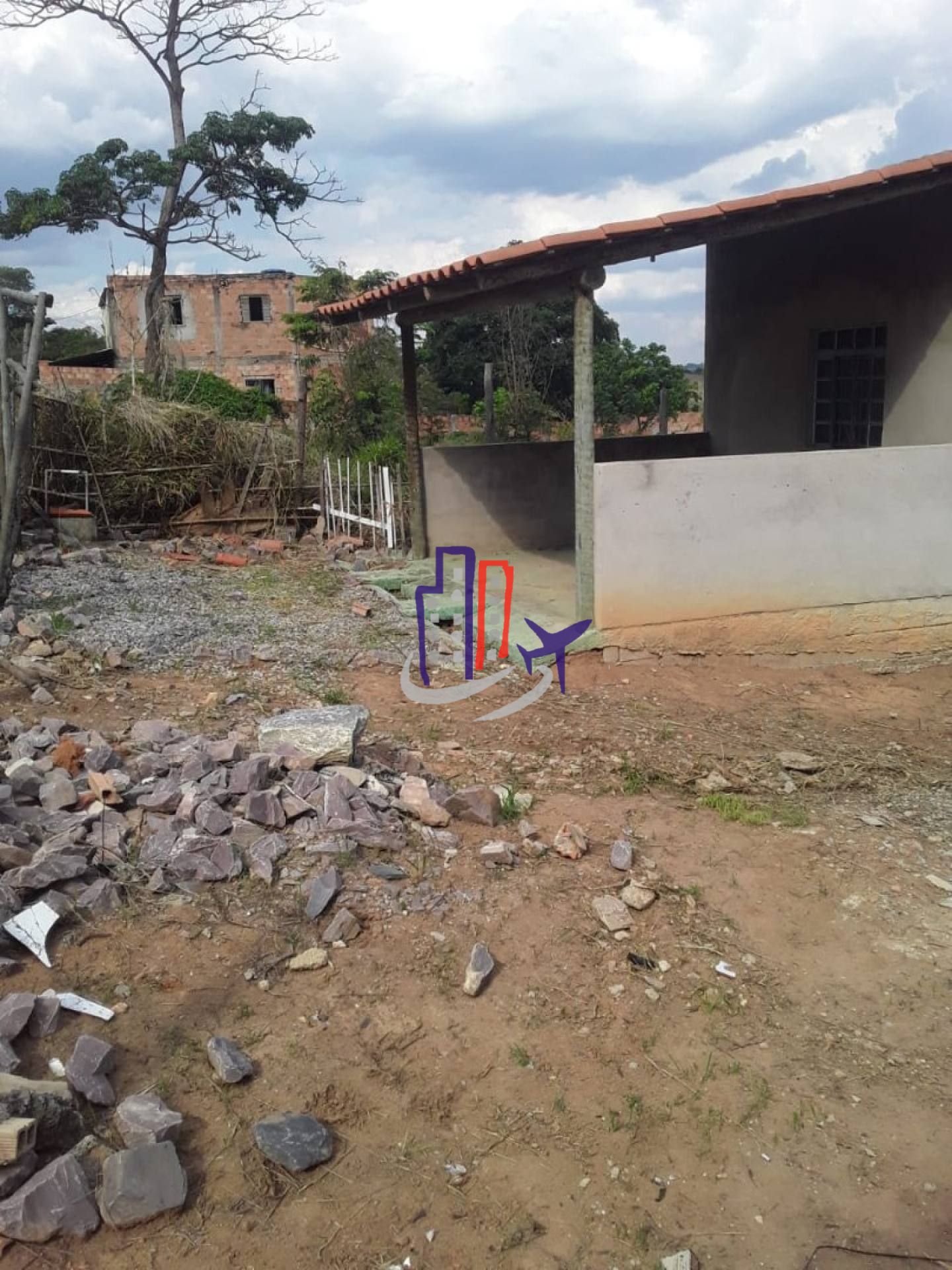 Casa Para Vender com 01 quartos 01 suíte no bairro Flórida em Esmeraldas