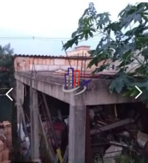 Casa Para Vender com 04 quartos no bairro Retiro em Contagem