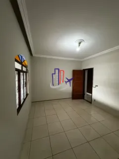 Casa Para Vender com 04 quartos 01 suíte no bairro Palmares em Ibirité