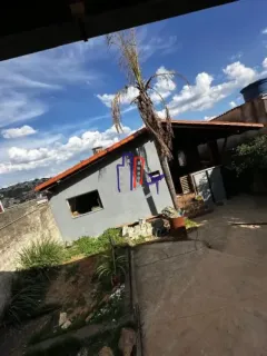 Casa Para Vender com 04 quartos 01 suíte no bairro Palmares em Ibirité