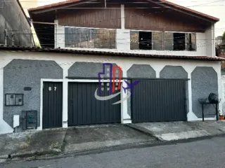 Casa Para Vender com 04 quartos 01 suíte no bairro Palmares em Ibirité