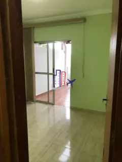 Casa Geminada  com 03 quartos 01 suítes no bairro Novo Horizonte em Ibirité