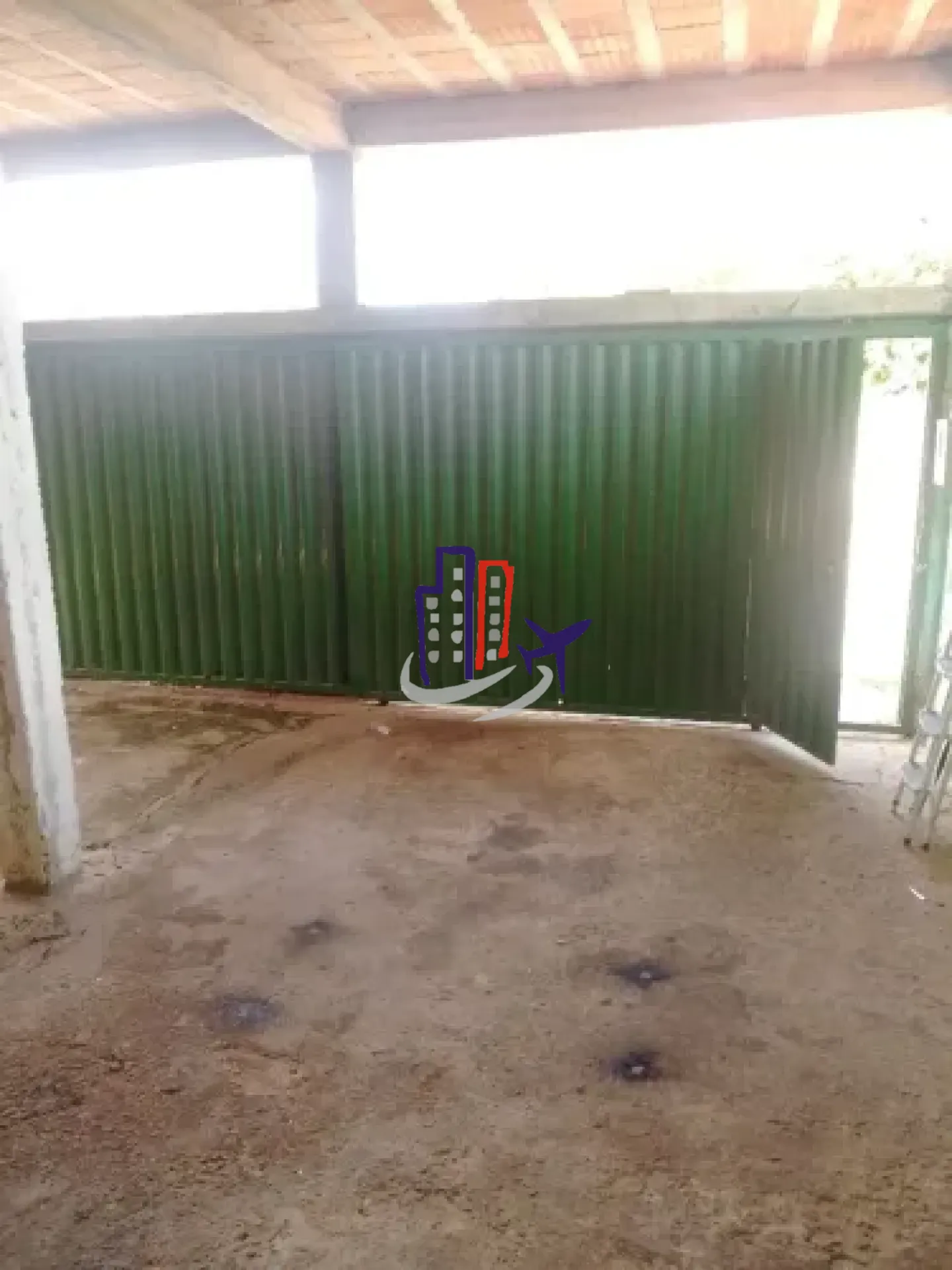 Casa Para Vender com 02 quartos no bairro Jardim das Oliveiras em Ibirité