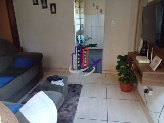 Casa Para Vender com 03 quartos no bairro Palmares em Ibirité