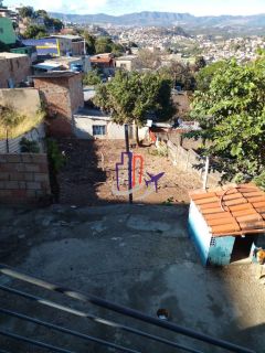 Casa Para Vender com 03 quartos no bairro Palmares em Ibirité