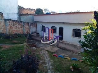 Casa Para Vender com 03 quartos no bairro Palmares em Ibirité