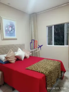 Casa Para Vender com 03 quartos no bairro Recanto das Arvores em Ibirité