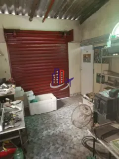 Casa Para Vender com 03 quartos no bairro Jardim Montreal em Ibirité