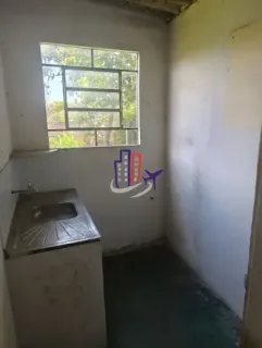 Casa Para Vender com 03 quartos no bairro Jardim Montreal em Ibirité