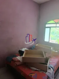 Casa Para Vender com 03 quartos no bairro Jardim Montreal em Ibirité