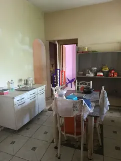 Casa Para Vender com 03 quartos no bairro Jardim Montreal em Ibirité