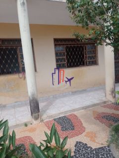 Casa Para Vender com 05 quartos no bairro Coqueiros em Belo Horizonte