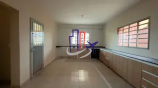 Casa Para Vender com 04 quartos 01 suíte no bairro Tirol em Belo Horizonte