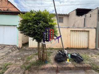 Casa Para Vender com 03 quartos 01 suíte no bairro Barreiro em Belo Horizonte