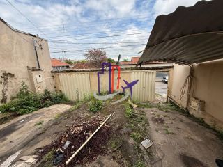 Casa Para Vender com 03 quartos 01 suíte no bairro Barreiro em Belo Horizonte