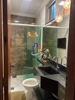 Casa Para Vender com 02 quartos 01 suíte no bairro Colonial em Contagem