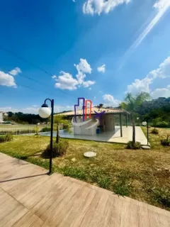 Apartamento Para Vender com 02 quartos no bairro Santa Cruz em Vespasiano