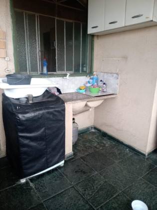 Casa Para Vender com 4 quartos no bairro Jardim Vera Cruz/Riacho em Contagem